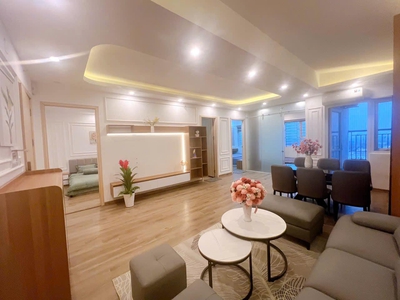 Bán gấp căn hộ 2 phòng ngủ, 78m , nội thất hiện đại, view cực đẹp tại KĐT Thanh Hà Cienco 5 1