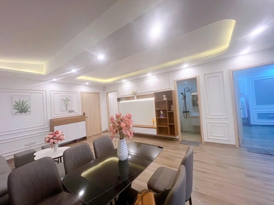 Bán gấp căn hộ 2 phòng ngủ, 78m , nội thất hiện đại, view cực đẹp tại KĐT Thanh Hà Cienco 5 2