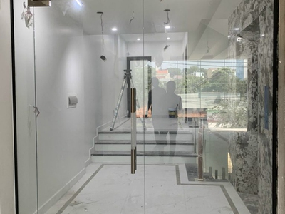 Tư vấn thiết kế cửa kính cường lực phù hợp cho gia đình tại Hoàng Mai 0