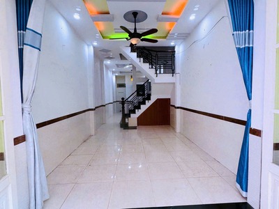 Nhà mới xây hẻm xe hơi ngay quang trung , gò vấp 1