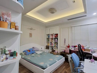 Bán gấp ch chung cư  cao cấp golden palace   dt: 117 m2   3pn, mễ trì, nam từ liêm. chỉ  hơn 8 tỷ. 3