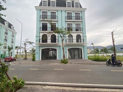 Cần bán 2 căn shohouse mặt hồ, ô góc Harbor Bay Bim giá rẻ chỉ 26 tỷ có thương lượng 2