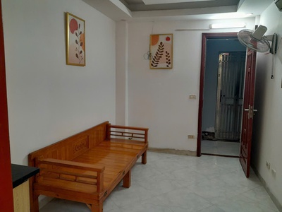 Cần bán căn chung cư mini ngõ 378 Lê Duẩn quận Đống Đa 29m giá 990 triệu, có phôi sổ riêng 1