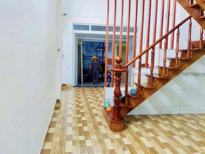 Nhanh mới kịp - ngay 4 xã - hxh đỗ cửa - nhà mới 66m2 - 2 tầng - 3pn chỉ 4.3 tỷ bl 4