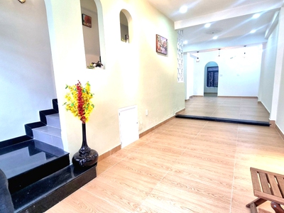 Bán nhà 2 tầng hẻm xe tải tránh 80m2 4x20m đẹp lung linh đường linh đông thủ đức chỉ 7,4 tỷ 0