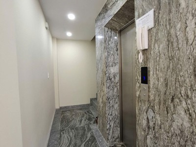 Bán nhà 6 phòng có thang máy hoàng văn thụ - phú nhuận cho thuê 40tr. 2