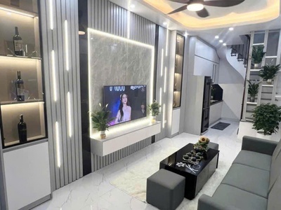 Đống đa- cực hiếm- vị trí đỉnh- nhà đẹp- mặt ngõ- kinh doanh- 10 mét ô tô tránh phố chợ khâm 2