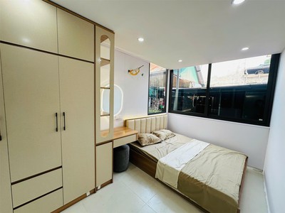 Bán nhà tập thể 3 tầng tại khu tôn đức thắng, đống đa - chỉ hơn 3 tỷ 5 có 4 phòng ngủ, 2 phòng vệ 4