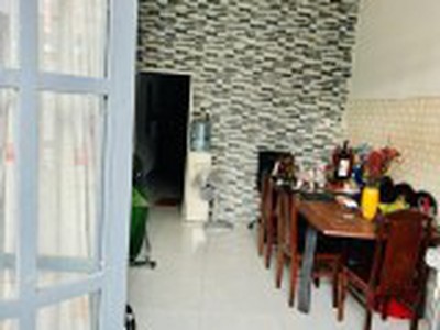 Cần bán gấp nhà hẻm 6m lê thị ri, trung tâm thị trấn hóc môn, shr không qh, 55m2 2 tầng 3 pn nở hậu 3