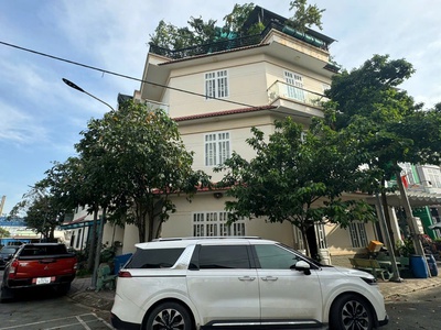 Bán nhà 3 lầu góc 2 mặt tiền đường võ thị sáu, phường đông hòa, tp dĩ an, bình dương. 0
