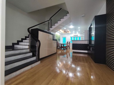 Cho thuê nhà phường an phú quận 2 giá 40tr, dt 5x20, có hầm, cách đường song hành 850m 2
