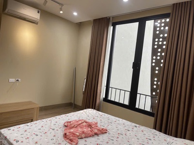 Siêu hiếm bán nhà thạch bàn -long biên mặt ngõ to như phố  - ôtô tránh ôtô - ngập tràn tiện 4