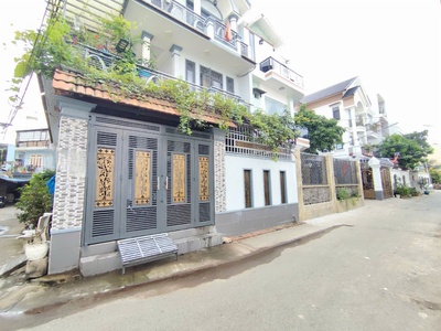 Nhà mới đón tết mã lò-lê văn quới khu vip nhà lầu-hẻm 6m thông 65m2,4tầng nhỉnh 5ty 0