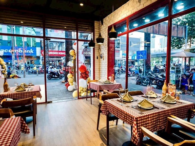 Cho thuê góc 2MT 484 Nguyễn Tri Phương, Phường 9, Quận 10. Trệt, 2 lầu, Dt 5,6x18 chỉ 90tr 2