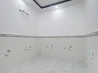 Chính Chủ Ngộp duy nhất 1 căn - Từ vòng xoay nguyễn văn linh vào nhà 400m Giá 990Triệu 2
