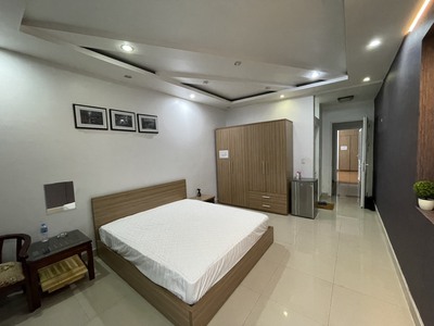 Cho thuê nhà Văn Cao, 7 ngủ khép kín, đầy đủ nội thất. 9