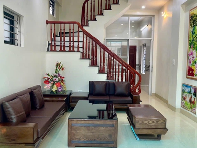 Bán nhà 3 tầng ngõ phố Rặng Nhãn, ph Quang Trung, TP Hải Dương, 47m2, mt 4m, 3 ngủ, ngõ oto 1