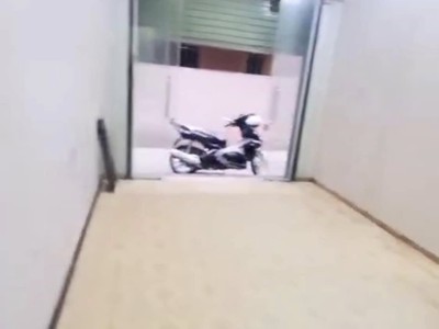 Cho thuê nhà nguyên căn  Đường Láng - Đống Đa 35m x 5T giá 11.5tr, ngõ thông, KD, ở nhóm 0