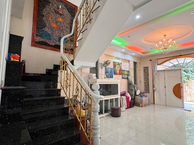 Biệt thự 171m2 hẻm nhựa ô tô tránh nhau  đường nguyễn duy trinh, bình trưng tây, giá tốt nhất quận 4
