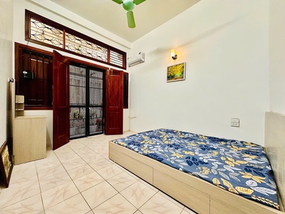 302 đường láng, 27 mét, 4 tâng chi 5,8 tỷ 4