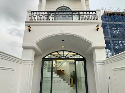 Cần bán nhà mới xây 104m2. 1 sẹt đường Bưng Cơ. Lộc An. Long Thành. Chỉ 2tỷ550 đối diện ERA CITY. 2