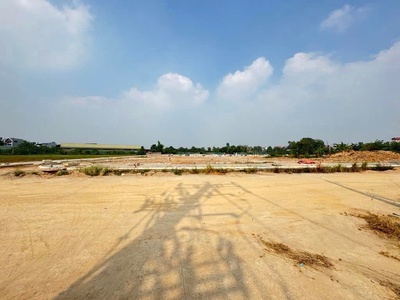 Đường đôi thông oto khu đấu giá x1 nguyên khê 80m2 - cách ql 3 300m 2