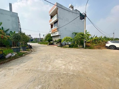 Đường đôi thông oto khu đấu giá x1 nguyên khê 80m2 - cách ql 3 300m 0