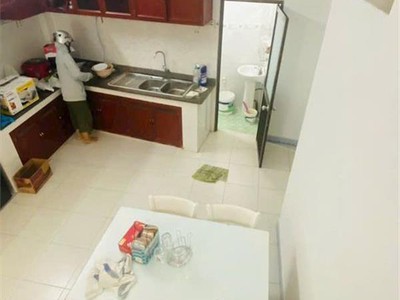 Căn nhà nghỉ 16 phòng ngủ - vị trí vàng dĩ an, bình dương - hạ còn giá 9.3 tỷ - sổ hồng riêng 4