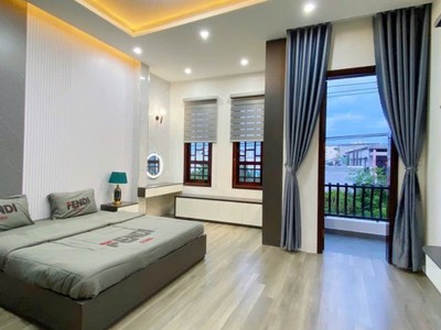 Mặt tiền vàng 4 tầng lô góc -trưng nữ vương -hải châu-giá chỉ 9 tỷ 1
