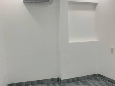 Bán nhà mặt tiền đường núi một nha trang thuận tiện kinh doanh 3