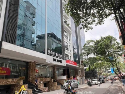 Bán gấp tòa nhà vp mặt phố nguyễn hoàng mới koong, 9 tầng có hầm rộng, sẵn dòng tiền 90tr chỉ 35 tỷ 2