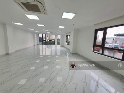 Chính chủ cần bán toà văn phòng phố lưu hữu phước, vị trí vip, 2 mặt ô tô tránh, 1.4tỷ/năm, 37 tỷ 1
