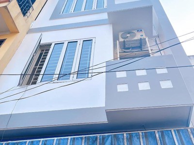 Nhà học viên tài chính - bắc từ liêm- dt54m2 - 5 tầng - giá 8,3 tỷ - kinh doanh,ô tô 0