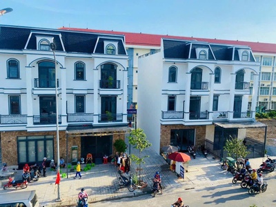 Bán đất tại khu nhà ở hoàng lộc, phú chánh, tân uyên trường tiểu học phú chánh, trường thcs phú 2