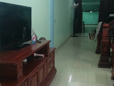 Bán nhà và đất mặt tiền đường 39a huyện hưng hà, thái bình. diện tích rộng giá tầm 5.5 tỷ. 0