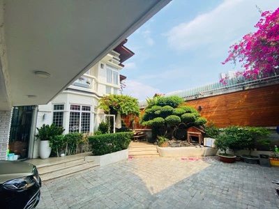 Định cư, cần bán biệt thự  trần xuân soạn, p.tân hưng, q7, 15x27m, 3t - 9pn, 69.9 tỷ 1