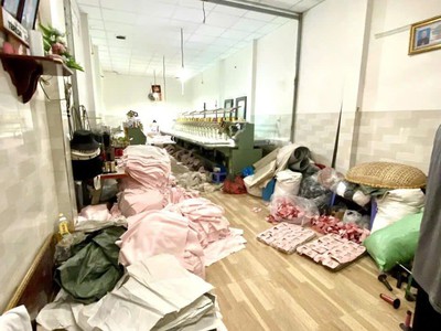 3 tầng mới ở ngay - mặt tiền nhánh nguyễn thị đặng - xe hơi né nhau thông tứ tung - chỉ hơn 4 tỷ 1