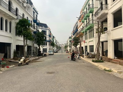 Bán căn nhà phố tại KĐT Sky Garden 2 Vĩnh yên, Vĩnh Phúc. Giá quá hời chỉ 2.9 tỷ 1