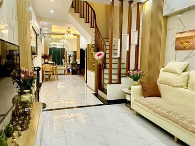 Do chuyển công tác em cần bán - duy nhất 1 căn góc đại thành -quốc oai 0