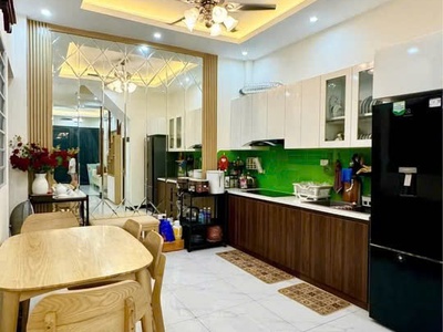 Do chuyển công tác em cần bán - duy nhất 1 căn góc đại thành -quốc oai 2