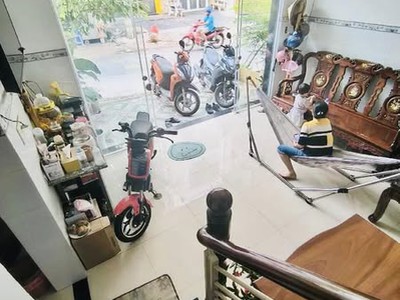Mặt tiền kinh doanh giáp q11 - q6 - 2 tầng - 72m2 ngang bề thế 8.6 chỉ 7.x tỷ 3