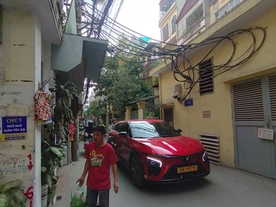 Vương thừa vũ - thanh xuân - kinh doanh đa dạng - ô tô đỗ cửa - lô góc - hơn 12 tỷ 0