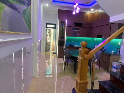 Bán nhà 1 trệt 2 lầu ở Lê Phong An Phú 1
