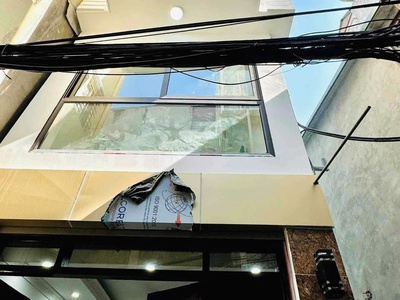 Nhà đẹp lõi đống đa - cát linh.trung tâm-ngõ nông, rộng-dân cư đông đúc.diện tích 35 mét 5 tầng 7 0