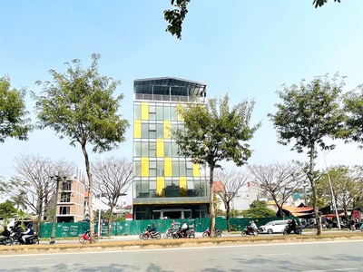 Cho thuê sàn tầng 1, tầng 2- 300m2 kinh doanh 2 mt rộng 20m, phố trịnh văn bô 4