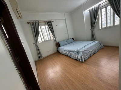 Cực rẻ   bán căn hộ 3n2vs 102m2 chung cư 172 trần bình giá bán 5.x tỉ, nội thất đẹp, sẵn sổ đỏ 3