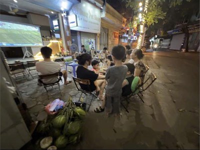 Chính chủ sang nhượng lại nhà hàng - địa chỉ : 94 phố chùa quỳnh , phường quỳnh lôi , quận hai bà 3