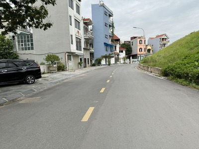 Cần bán 214,7m2 đất mặt đường đê Vàng, Phúc Lợi. Vị trí đẹp làm văn phòng công ty 4