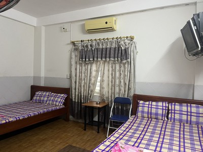 Tòa nhà mặt tiền 4 tầng dòng tiền 45 triệu tháng -đối diện bến xe trung tâm -giá chỉ 6,5 tỷ . 3