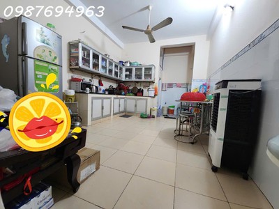 Q8 p4 đặng thúc liêng mặt tiền nhà đẹp kiên cố 7pn ở ngay sổ nở hậu gần chợ phạm thế hiển bv quận 8 1